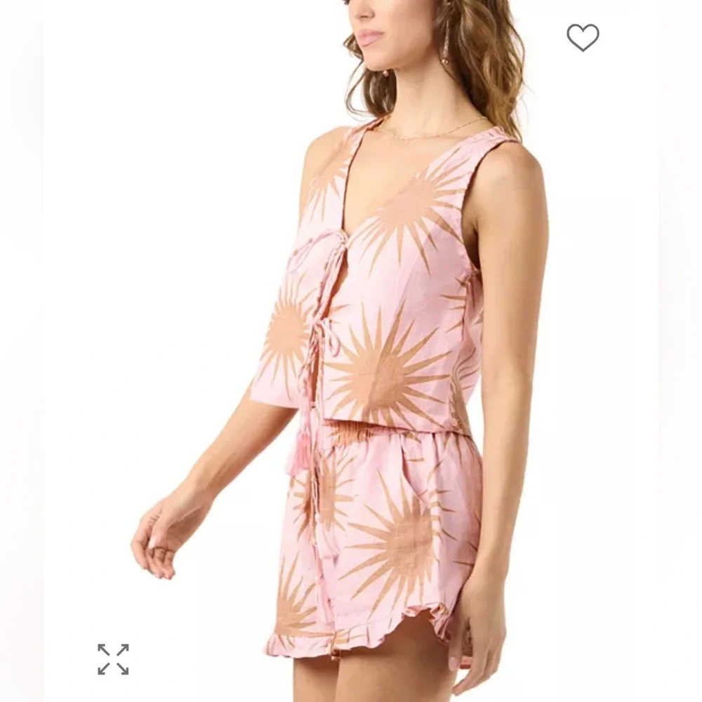Anthropologie sleeveless neck
